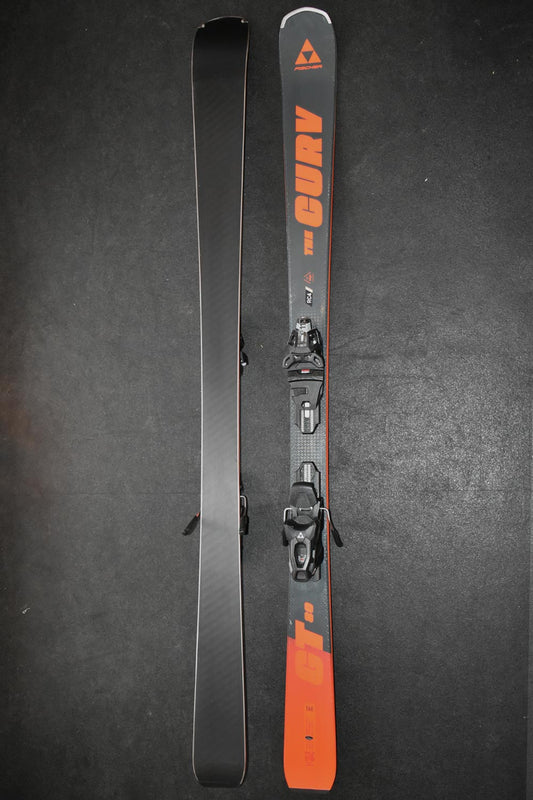 Fischer the Curv 80 demo skis with bindings