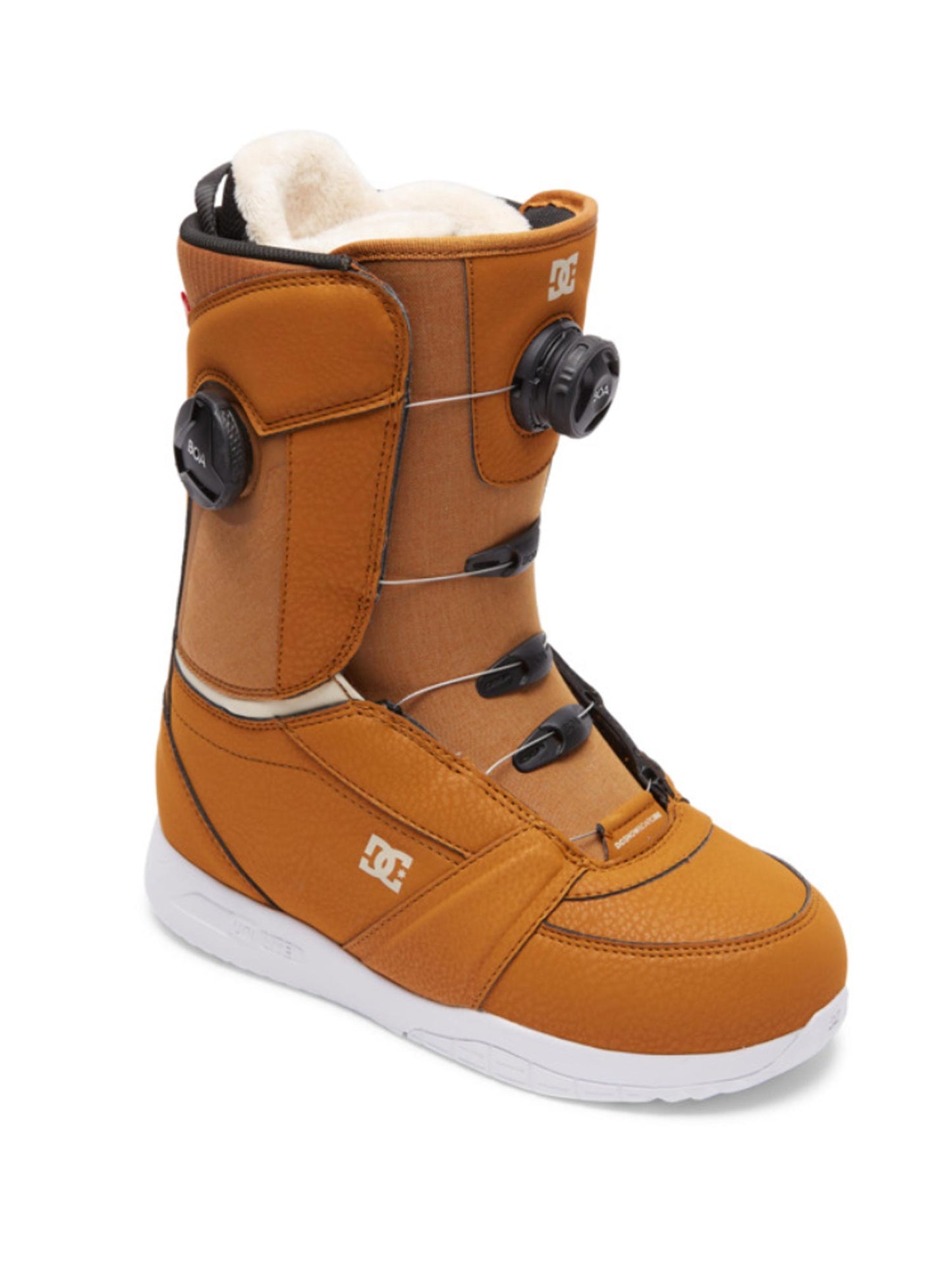 light brown snowboard boot